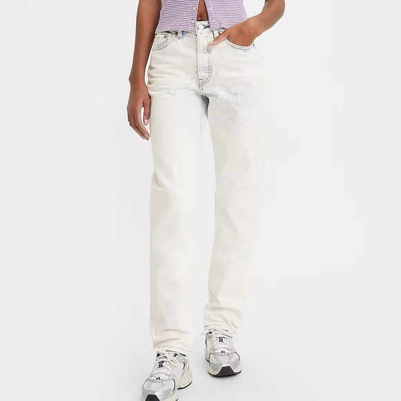 New Levi’s 501 ‘81 Women’s Cool Girl Mom Jeans 31” Length AA4699-0010 - Picture 3 of 8